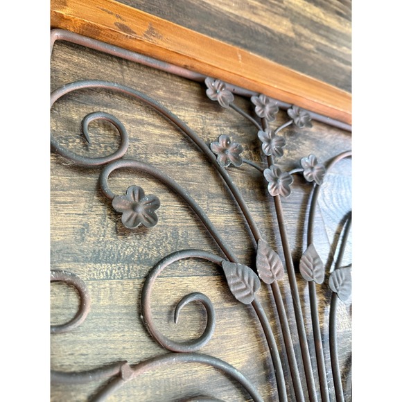 Wood & Metal Floral Wall Decor Rustic Vase Flower Accent Farmhouse Style - Picture 7 of 8